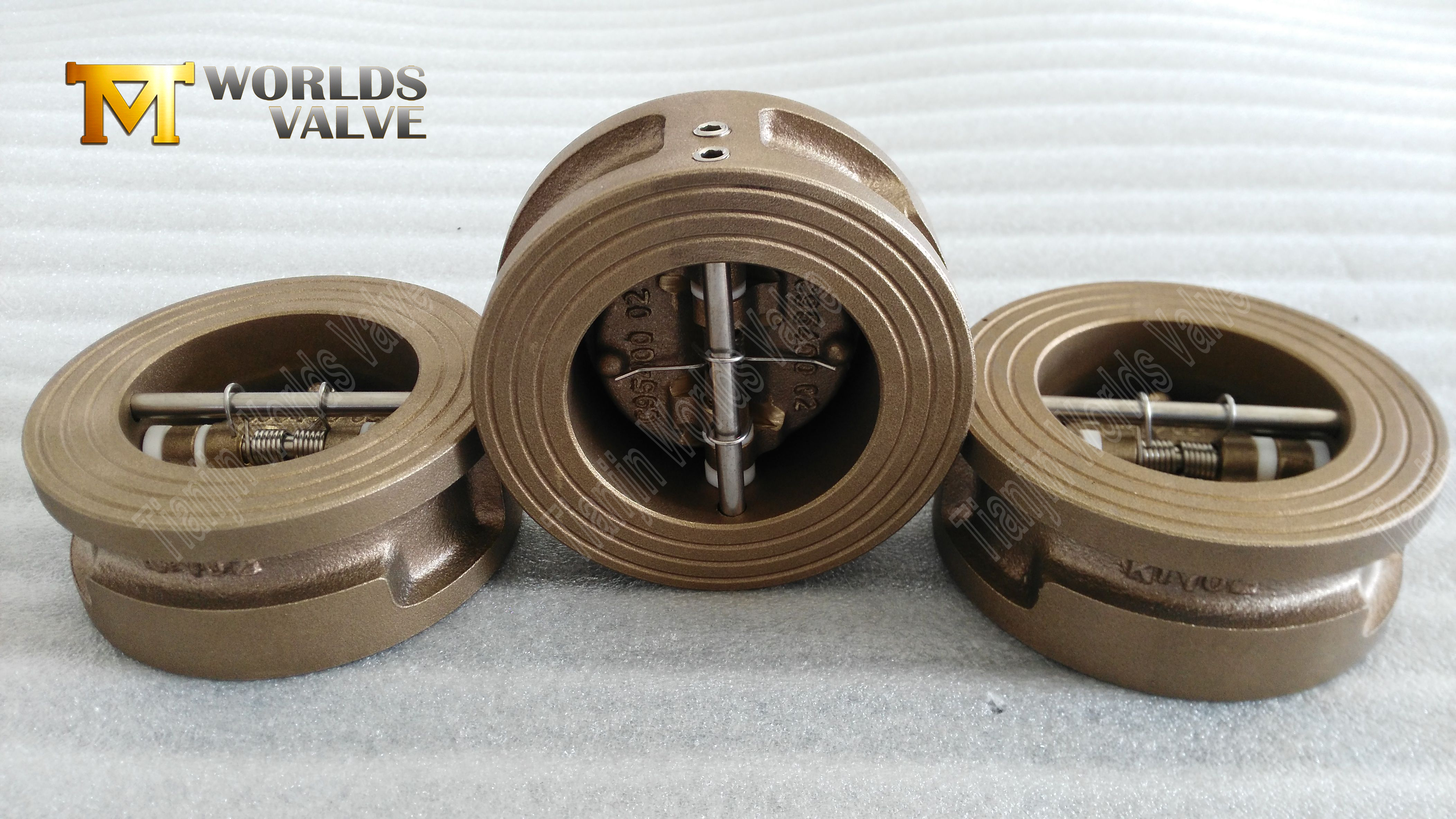 Performance &agrave; &eacute;talage &eacute;lev&eacute;e en aluminium Bronze &agrave; double plaque