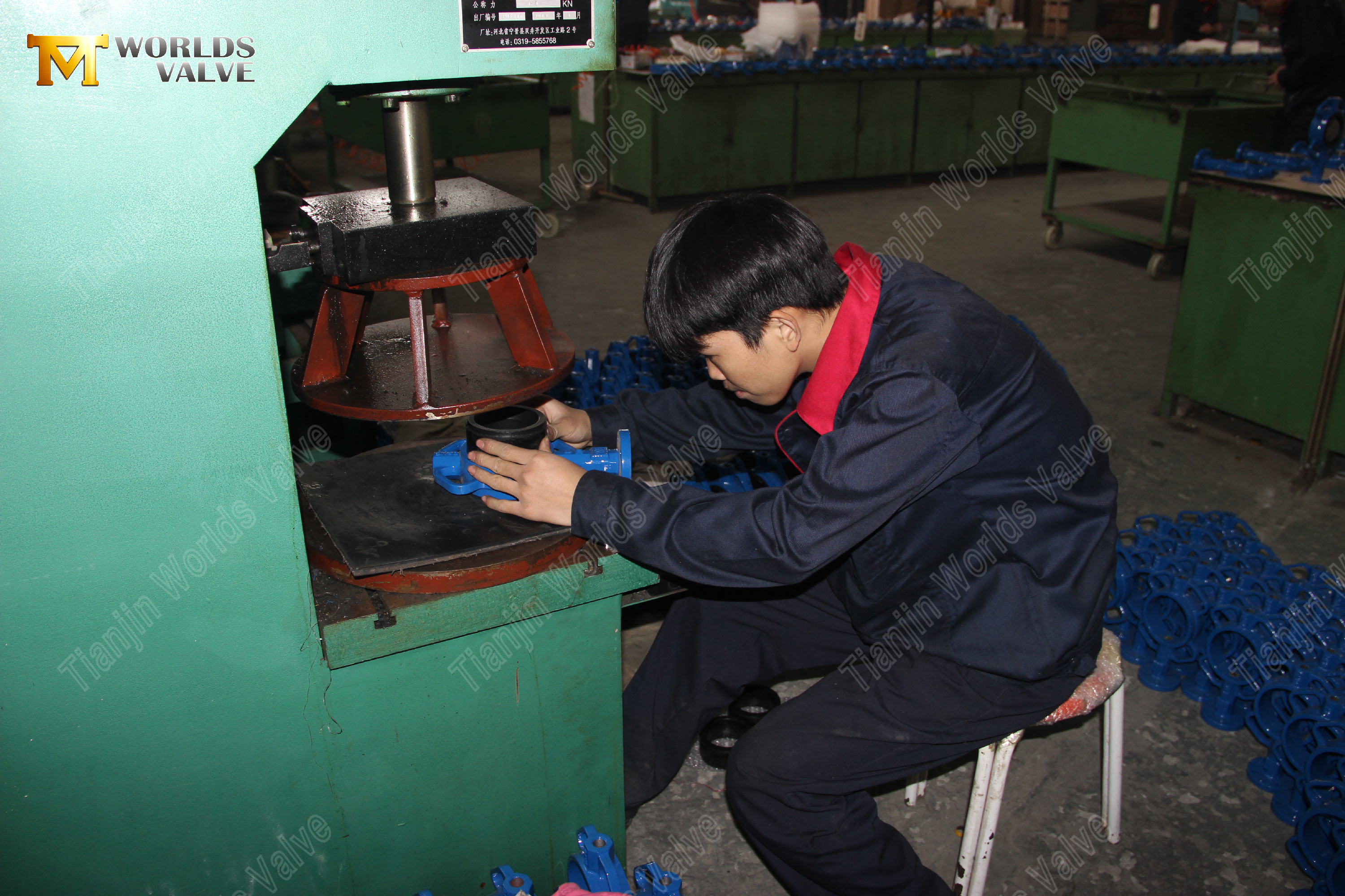 Vanne papillon &agrave; deux tiges avec si&egrave;ge en EPDM de secours, conception durable actionn&eacute;e par levier (8).jpg